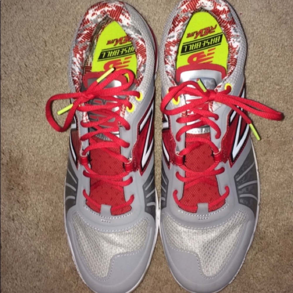 New Balance Baseball/Softball shoes - Picture 2 of 5